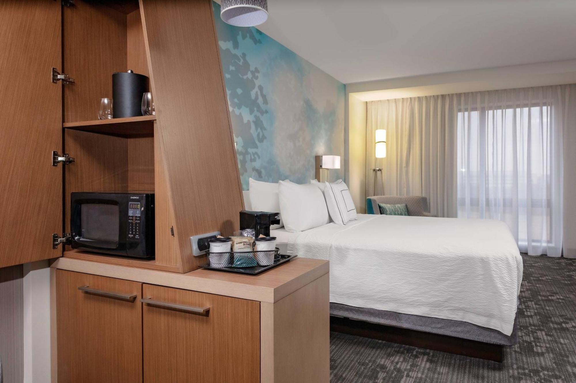 Courtyard Cincinnati Мейсън Екстериор снимка
